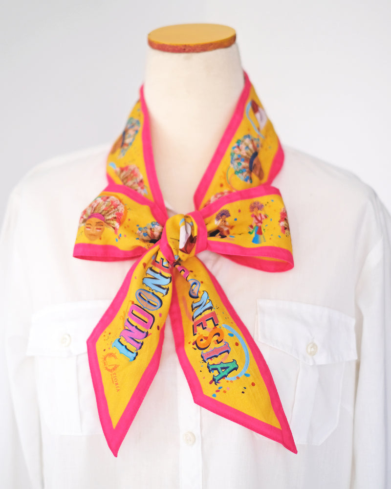Twilly is a piece of cotton accessory that makes any outfit look fun and brand new